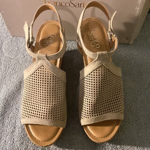 Franco Sarto Platform Sandals size 8